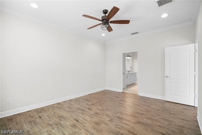 Building Photo - 6934 Avalon Cir