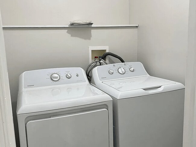 Building Photo - 758 209th St