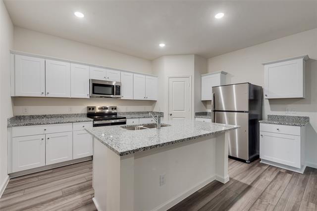 Building Photo - 207 Bradford Dr