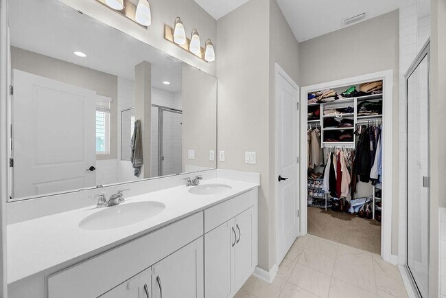 Building Photo - 161 Goldcrest Wy