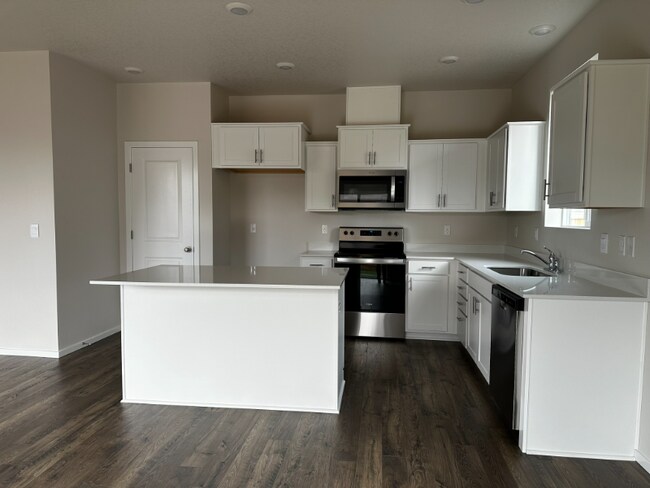 Building Photo - 3294 Southeast 35th Street