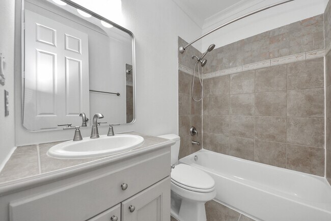 Building Photo - 2314 Dorrington St