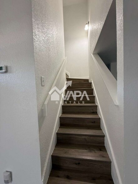 Building Photo - 9923 Birch Field Dr