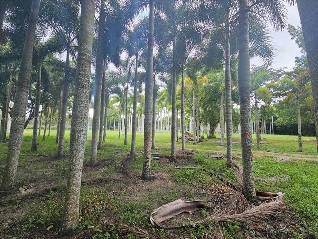 Building Photo - 15101 SW 27th St