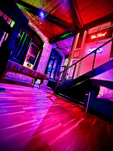 Game Room - 201 S Hoskins Rd