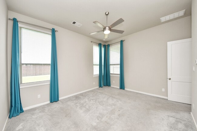 Building Photo - 24754 Levante Dr