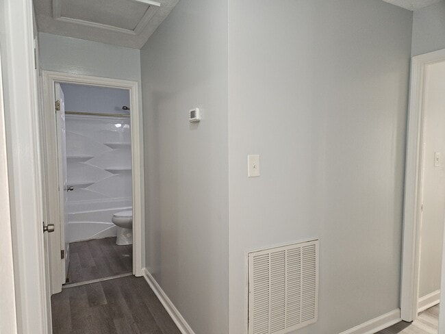 Building Photo - 5845 Hunting Ridge Rd