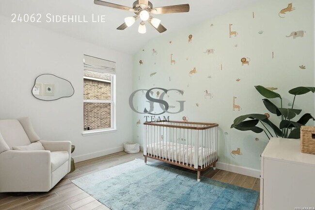 Building Photo - 24062 Sidehill Lie