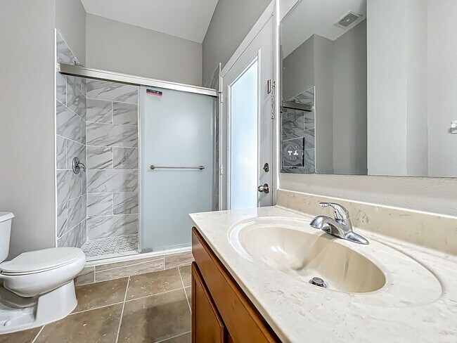 Building Photo - Clermont Pool Home