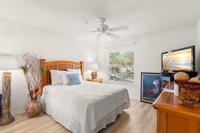 Building Photo - 6758 Fairview Terrace