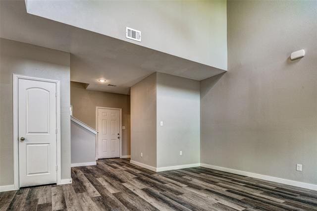 Building Photo - 3262 Wexford Dr