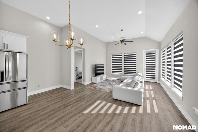 Building Photo - 1780 Dartmoor Dr