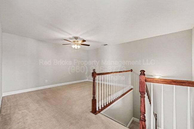 Building Photo - 4902 Tradd Cir