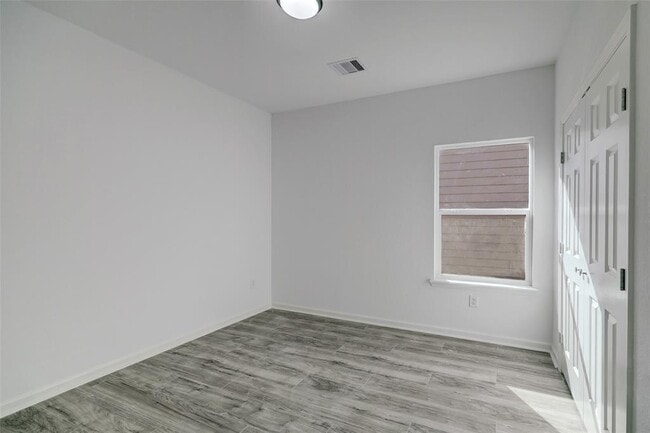 Building Photo - 310 Connecticut St