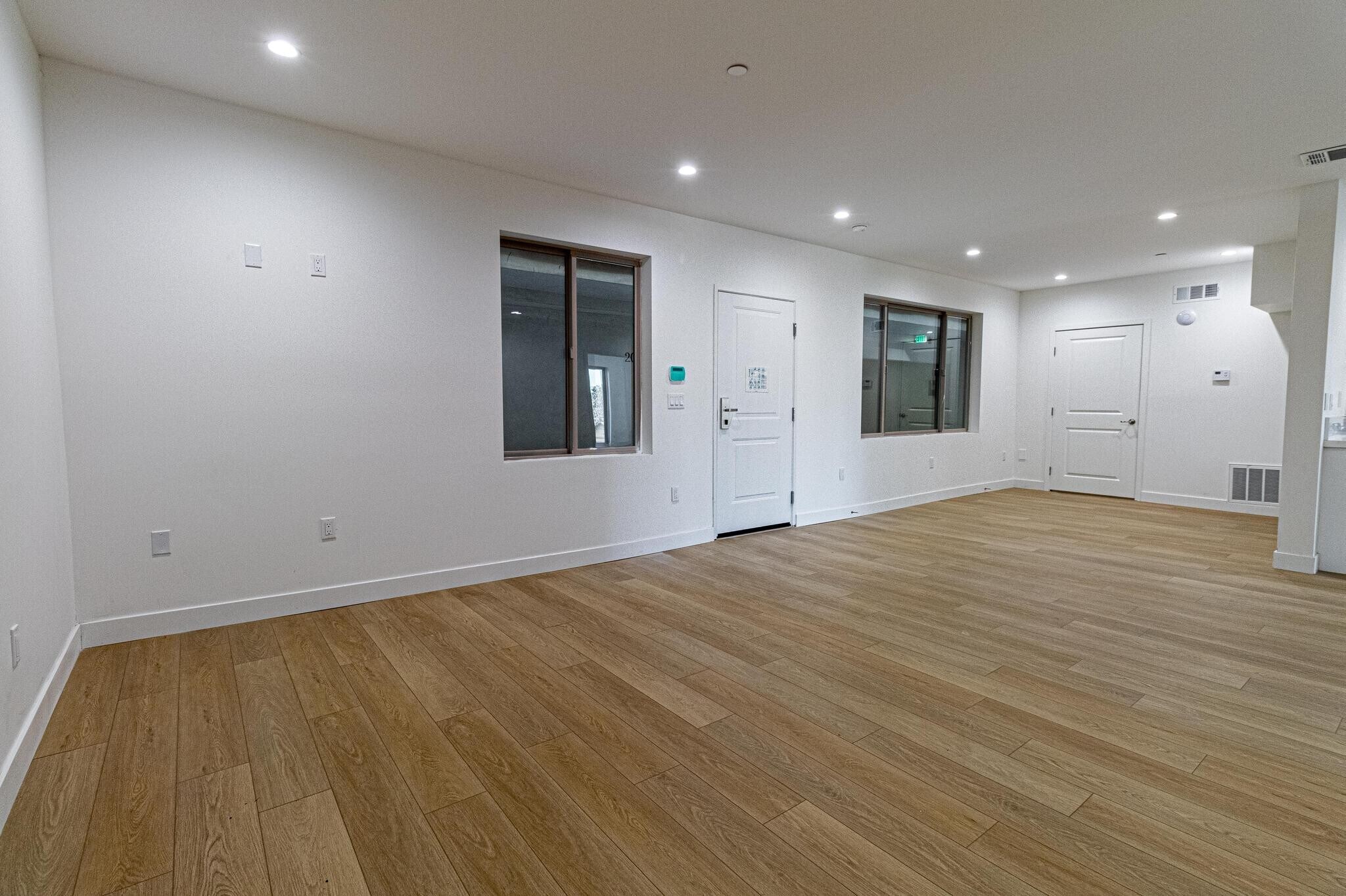 Building Photo - 3672 W Imperial Hwy