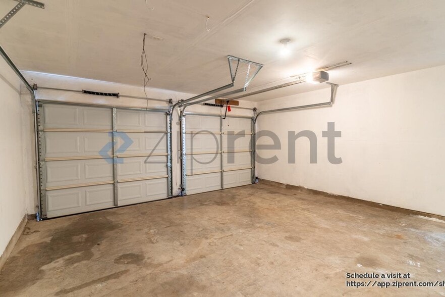 Building Photo - 16808 Bailey Jean Dr