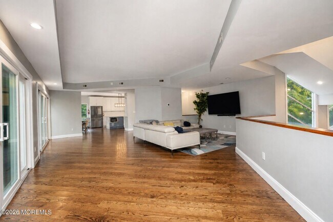 Building Photo - 401 Overlook Dr