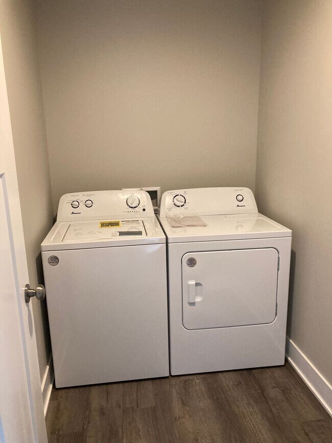 Building Photo - 3 Bedroom, 2.5 Bathroom, New Construction ...