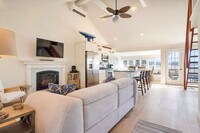 Building Photo - 125 Creek Rd