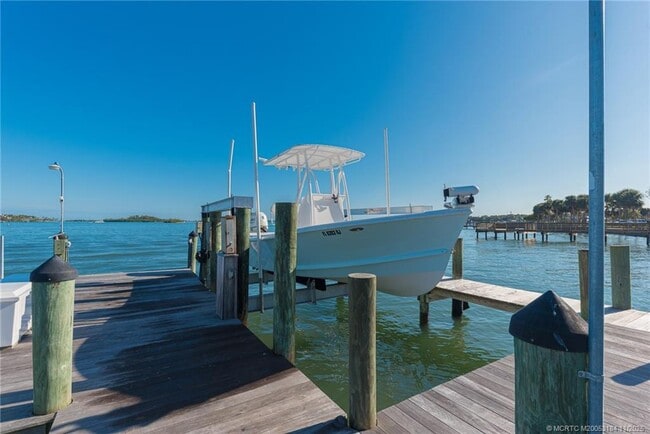 Building Photo - 3365 SE St Lucie Blvd