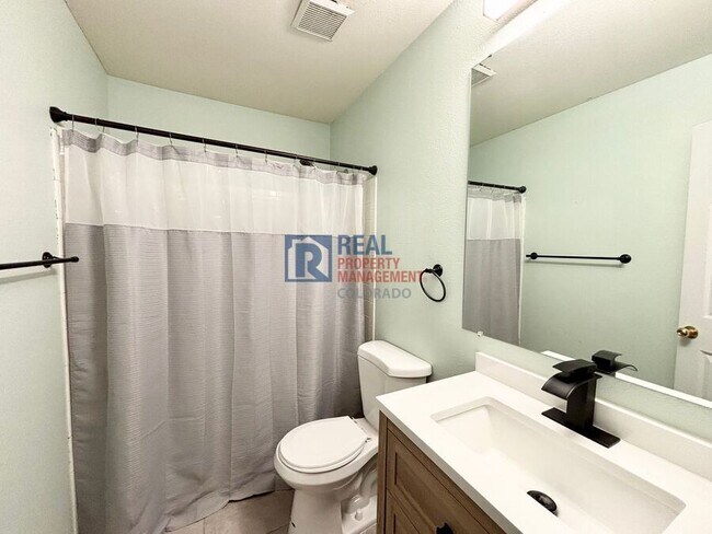 Building Photo - 17627 Cornish Pl