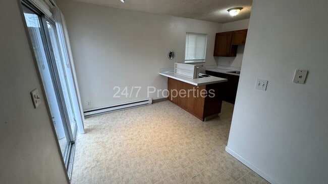 Building Photo - 351 NE 78th Ave