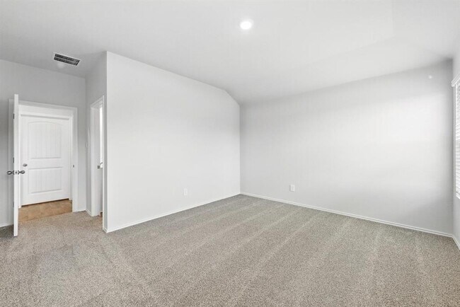 Building Photo - 106 N Richland Dr