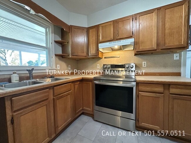 Building Photo - 708 N Charles St