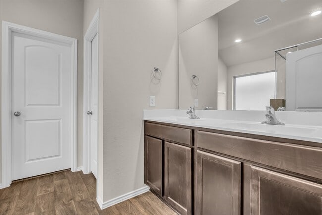 Building Photo - 18681 Swainboro Dr