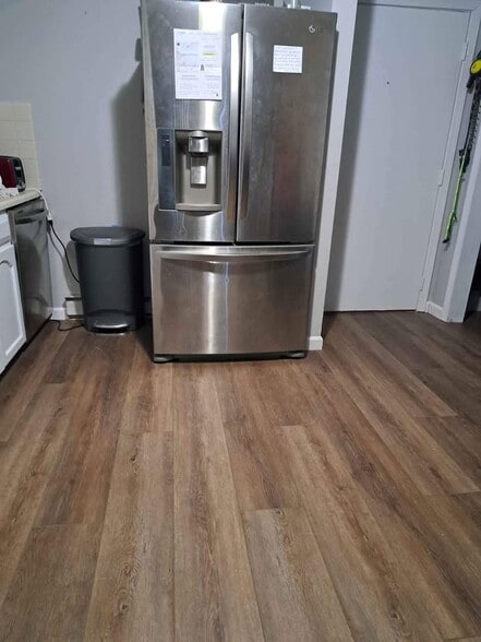 kitchen view - 189N Capitol Hill Dr