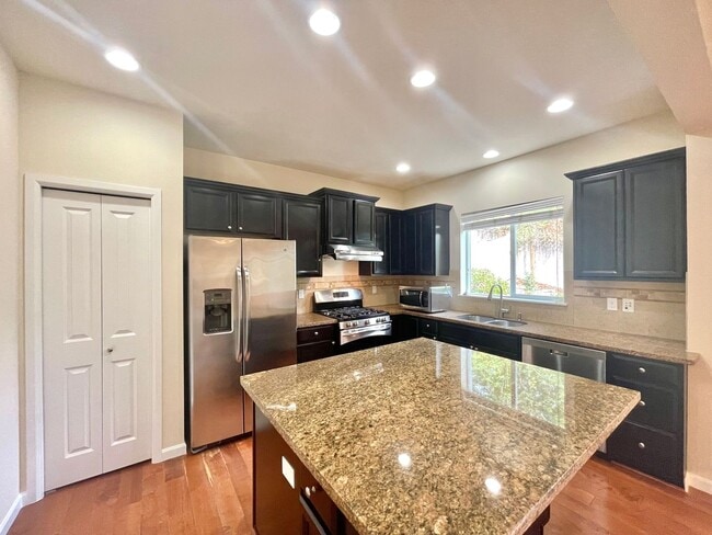 Building Photo - Great Home for rent