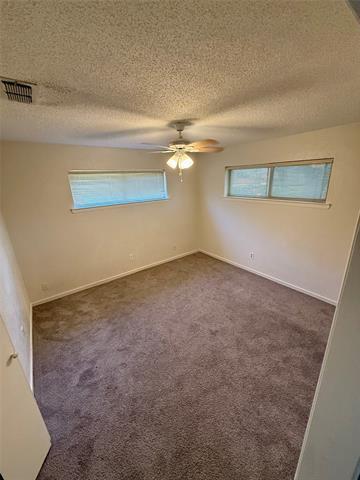 Building Photo - 124 Poinsettia Cir