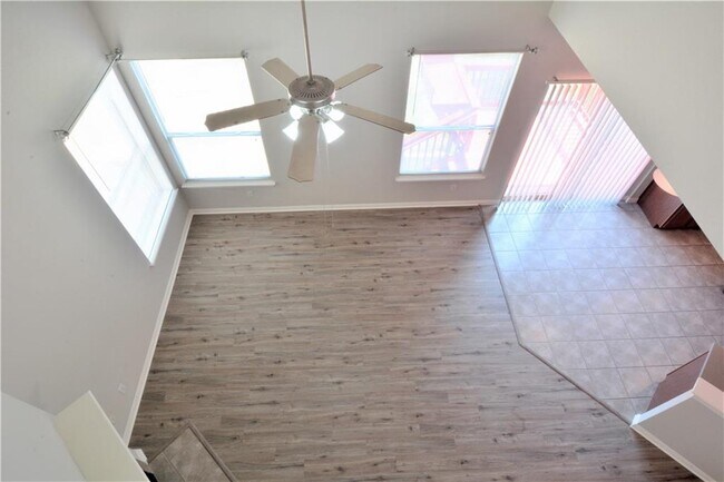 Building Photo - 8000 Tonkinese Dr
