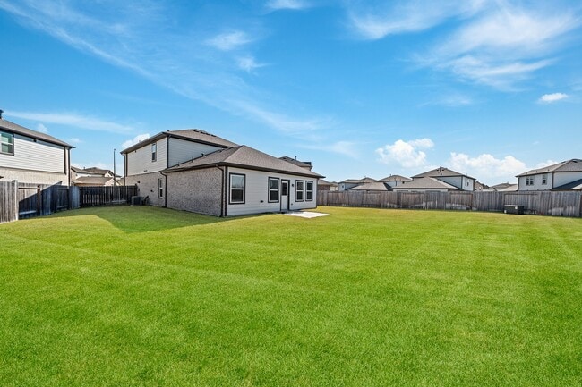 Building Photo - 5903 Dawning Sun Rd