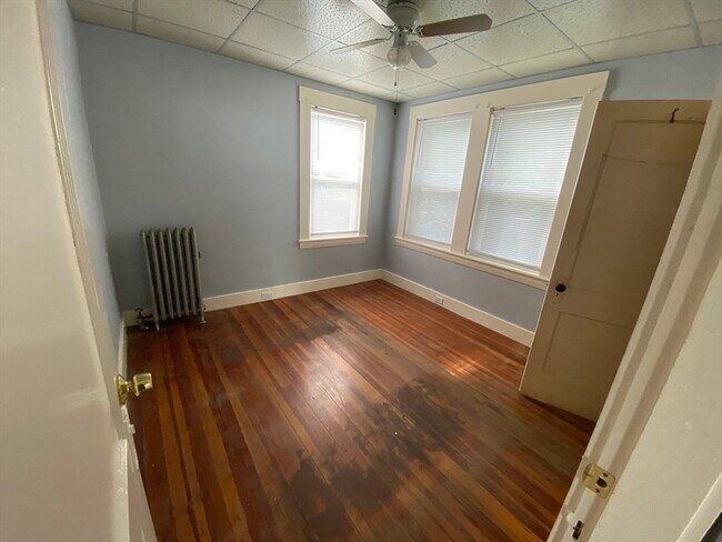 Building Photo - 147 Oakland Ave