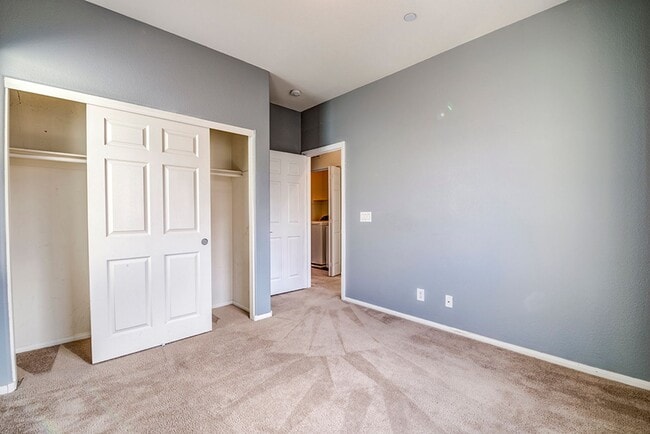 Building Photo - Status: Accepting Applications