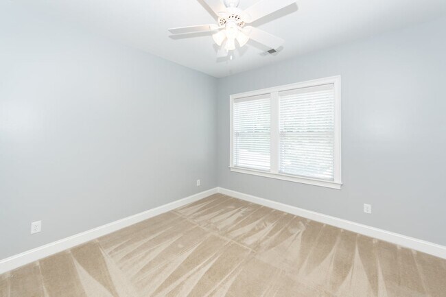 Building Photo - 3437 Fairwater Pl
