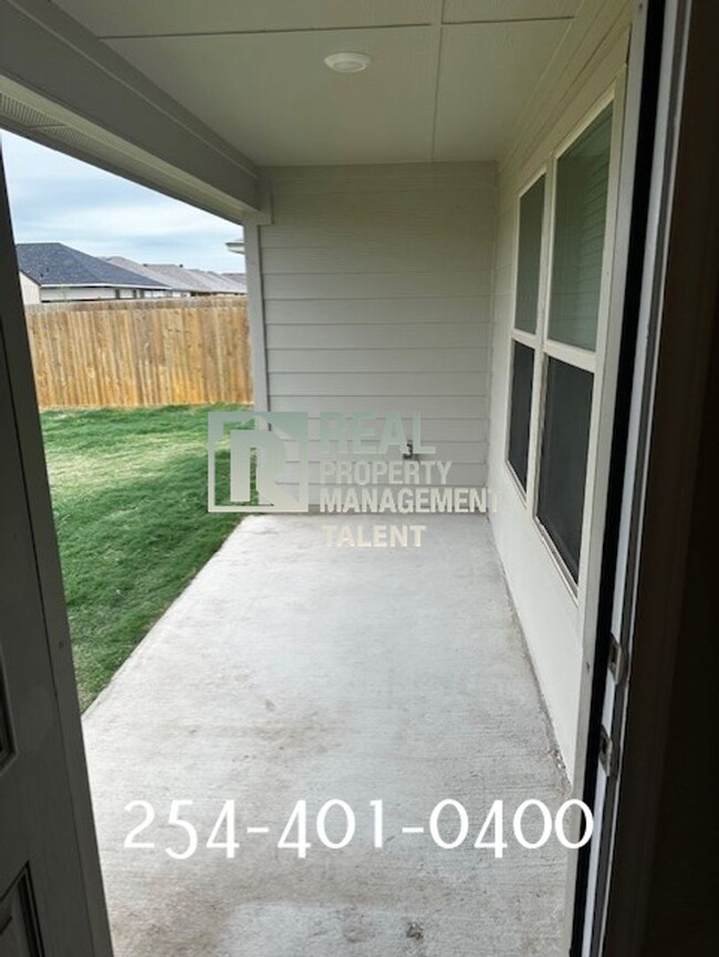 Building Photo - 3-bedroom, 2-bathroom home located in Temple