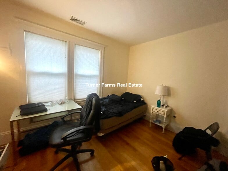 Building Photo - 207 Boston Ave