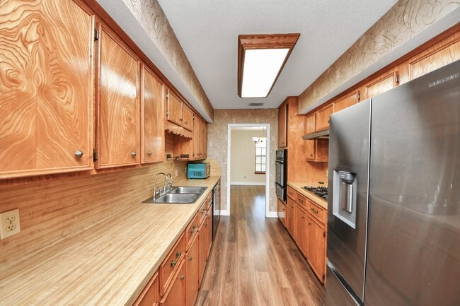 Building Photo - 8407 Kirchner Rd