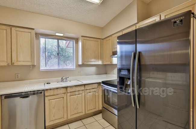 Building Photo - 1248 N Gaylord Cir