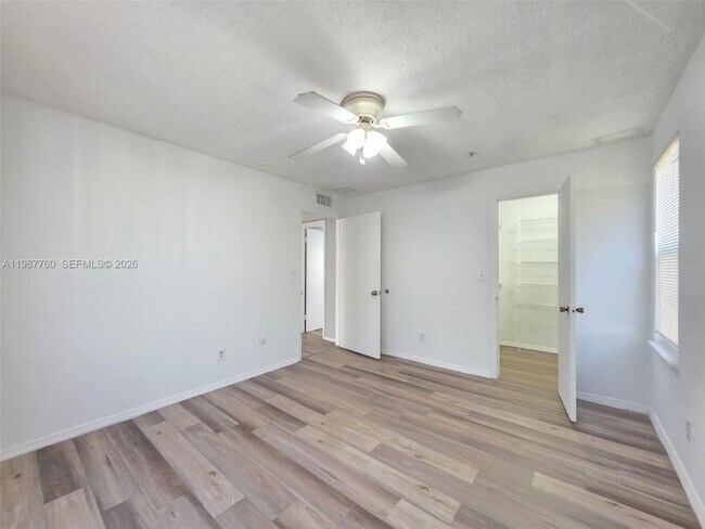 Building Photo - 2303 N Congress Ave