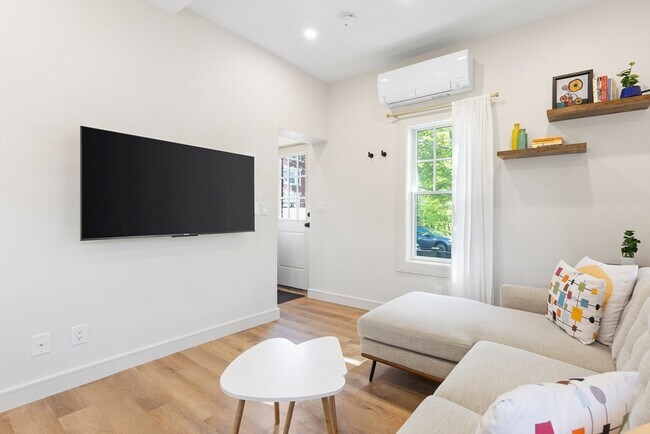 Building Photo - 46 Lancaster Terrace