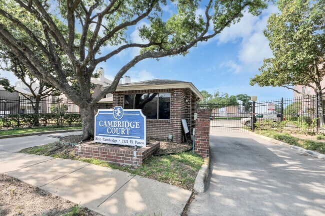 Building Photo - 8055 Cambridge St