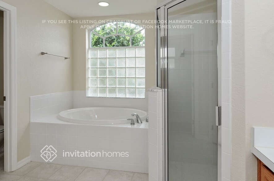 Building Photo - 2541 Pine Valley Dr