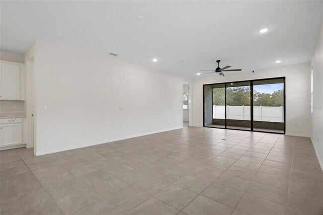 Building Photo - 4108 Solamor St