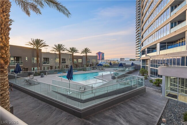 Building Photo - 4575 Dean Martin Dr