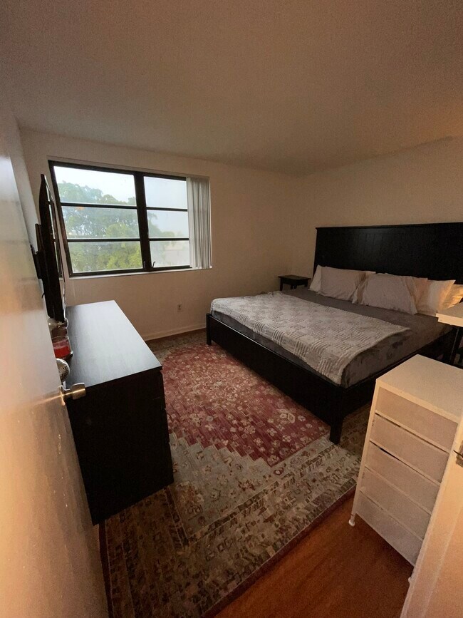 Building Photo - 20840 San Simeon Way