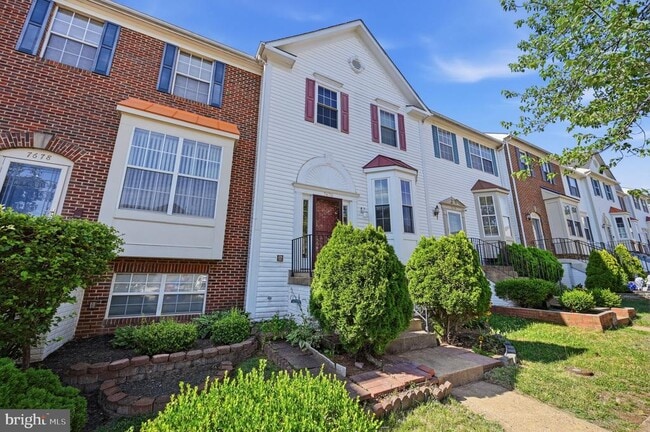 Building Photo - 7676 Helmsdale Pl