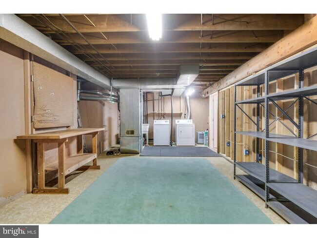 Building Photo - 7220 Vistas Ln